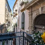 Guesthost - Al Cassaro